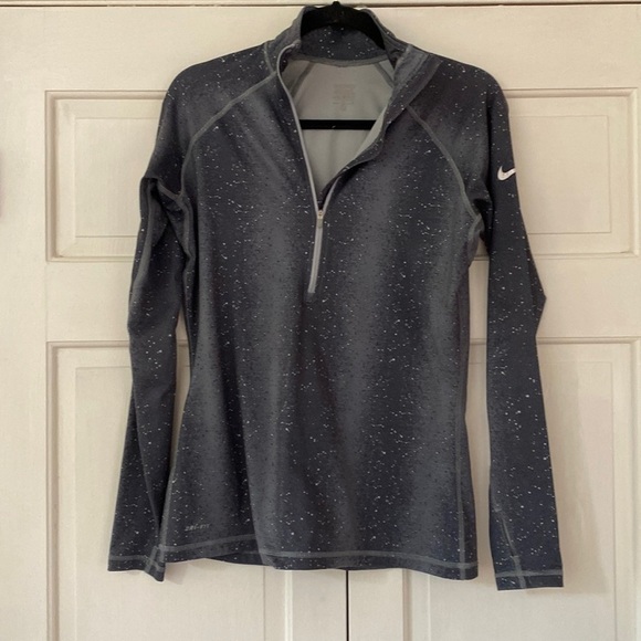 Nike Pro Women’s 1/2 Zip Pullover Dri Fit Sweatshirt Track Jacket Athleisure - Picture 2 of 9